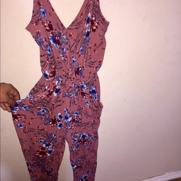 Full romper. - Picture 1 of 1
